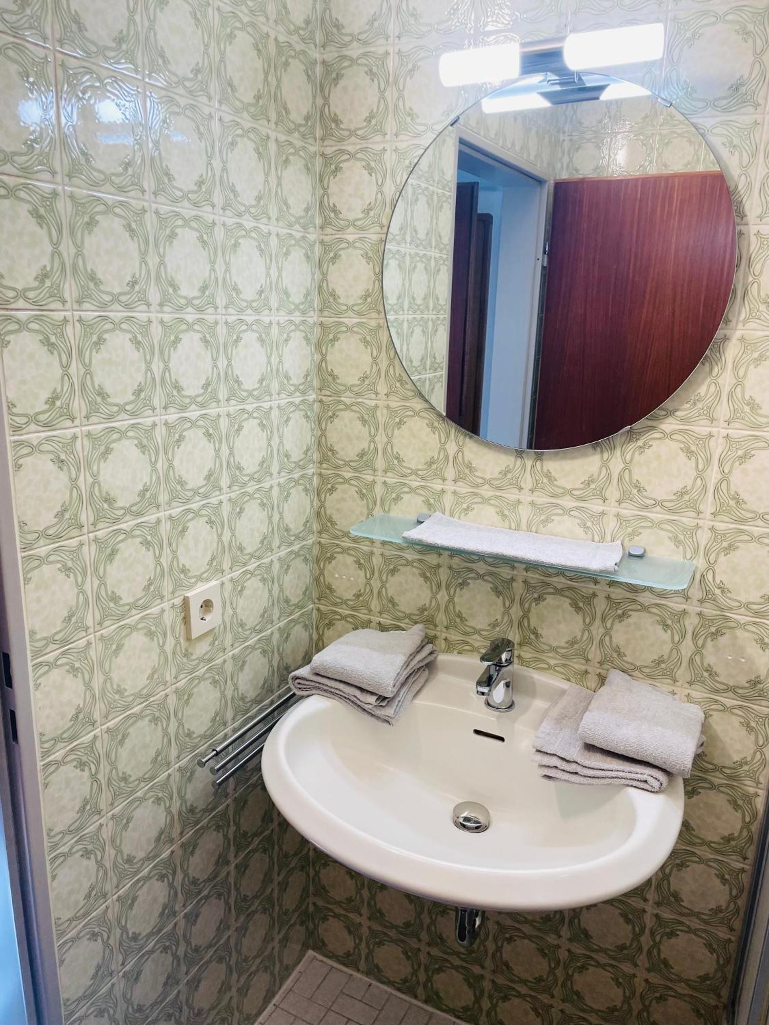 Auf Muehlenfeld Apartman Heimbach Kültér fotó